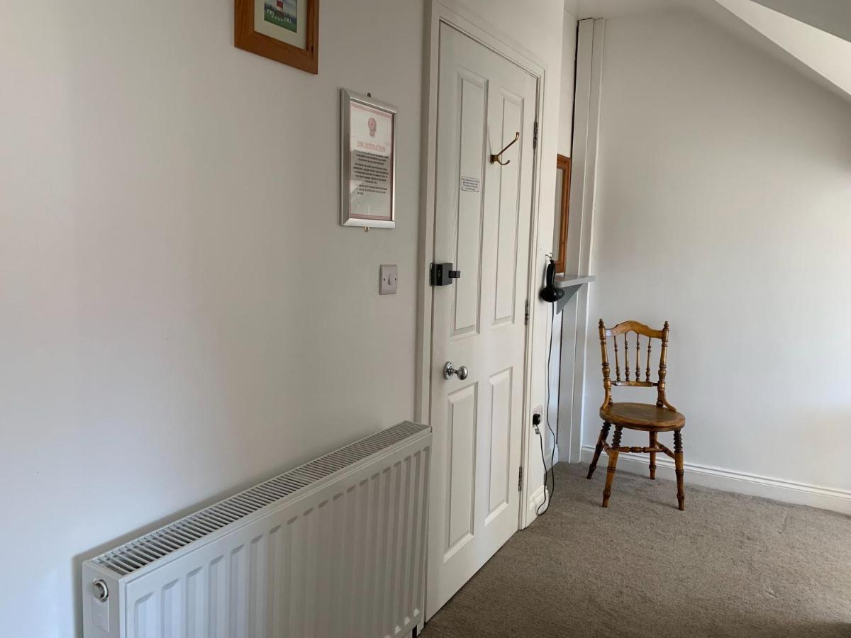 Bed and Breakfast The Middleham Whitby Exterior foto